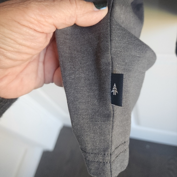 Woods Baseball style long sleeve mens tshirt EUC size L - Picture 4 of 9